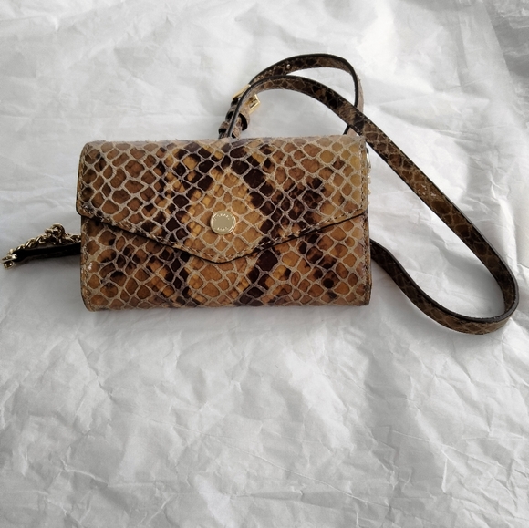 Michael kors python embossed crossbody - Picture 3 of 12